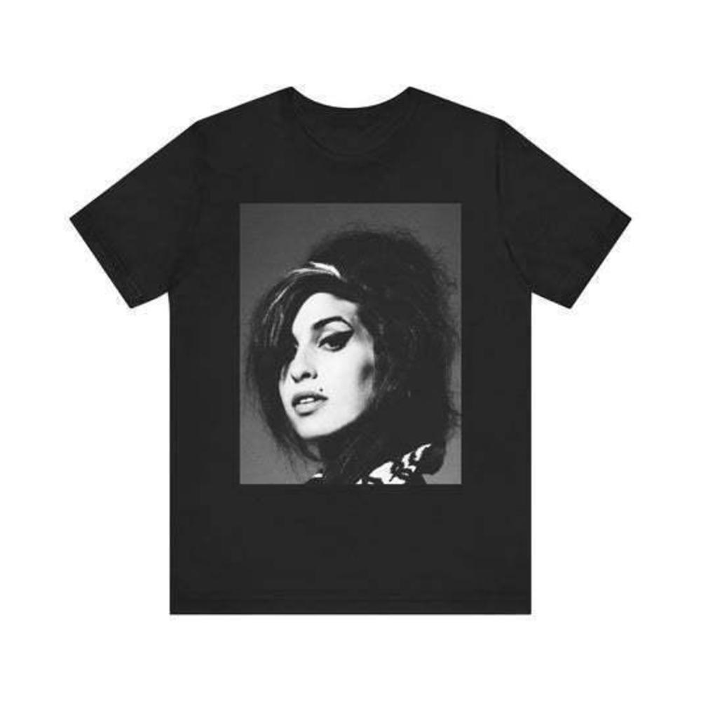 Amy Winehouse Graphics Tee - Graphics Unisex T-Shirt